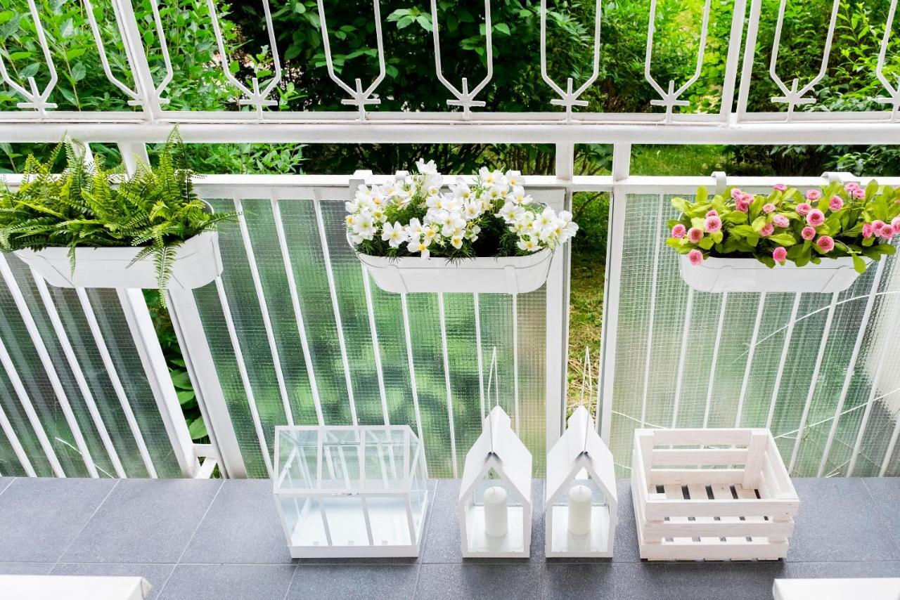 Cristine Apartment Varşova Dış mekan fotoğraf